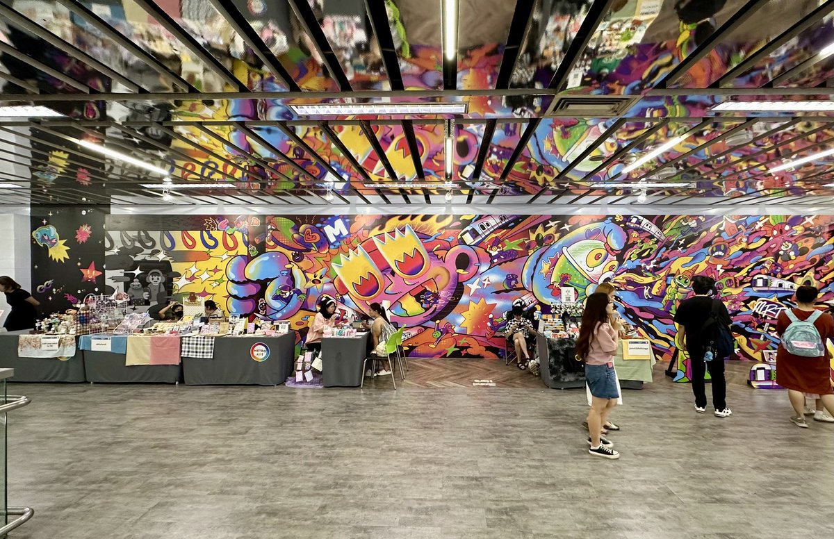 HeyNat's tweet image. #MetroArt @tu_illustratu is in action!!