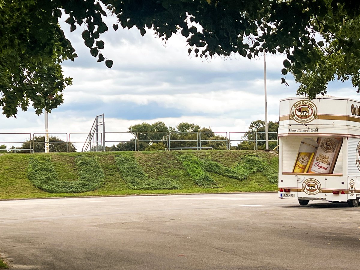 T_o_b_b's tweet image. Nach 22 Jahren steht heute die Rückkehr in den bezahlten Fußball an … #ulm #3Liga #ssvfcs #ulmfcs