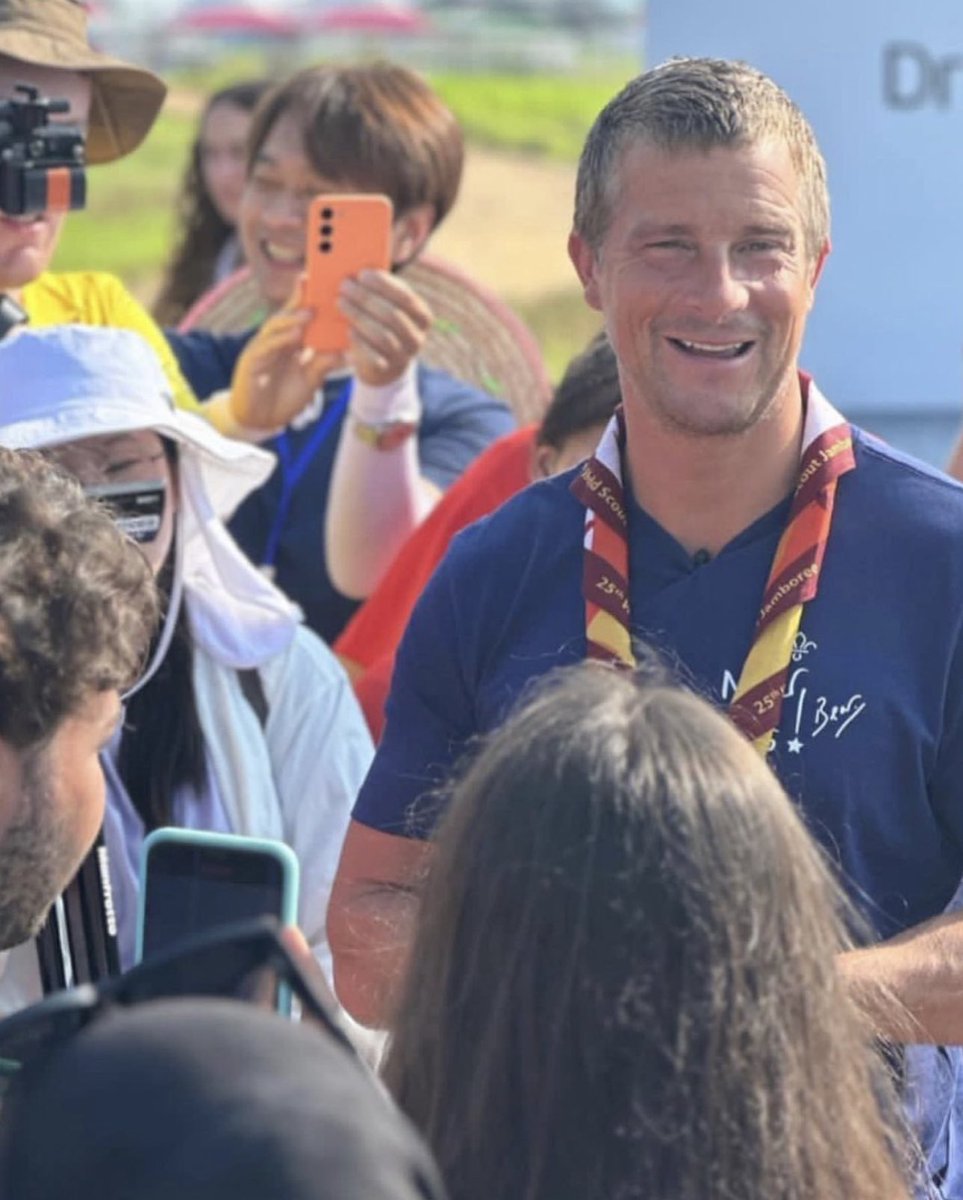 Bear Grylls OBE tweet media