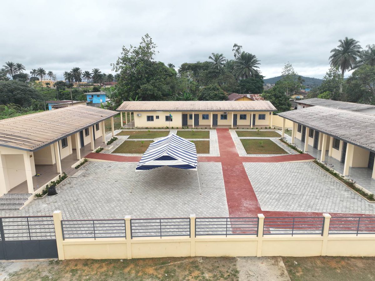 Dr Guy Patrick Obiang Ndong (@drobiang) on Twitter photo Sur instructions du PM <a href="/BilieByNze/">Bilie-By-Nze</a>, j’ai procédé à l’inauguration de l’Ecole Provinciale de Formation d’Action Sanitaire et Sociale d’Oyem. Une preuve de + que le <a href="/PresidentABO/">Ali Bongo Ondimba</a> fait de la formation professionnelle son cheval de bataille pour réduire le chômage chez les jeunes. Sur instructions du PM <a href="/BilieByNze/">Bilie-By-Nze</a>, j’ai procédé à l’inauguration de l’Ecole Provinciale de Formation d’Action Sanitaire et Sociale d’Oyem. Une preuve de + que le <a href="/PresidentABO/">Ali Bongo Ondimba</a> fait de la formation professionnelle son cheval de bataille pour réduire le chômage chez les jeunes.