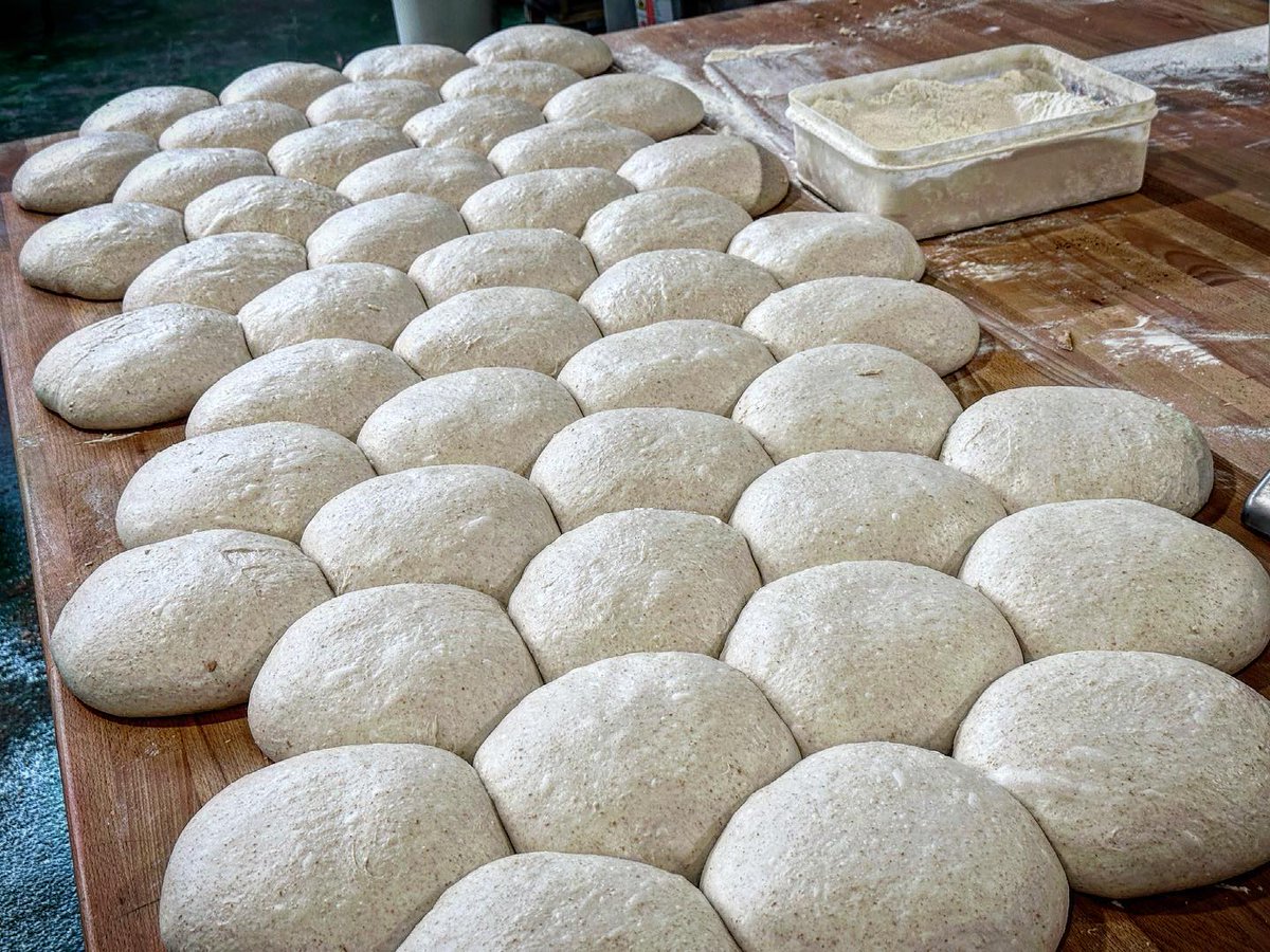 We don’t often lay them out on the bench anymore, mostly we use boards. But when we do makes me realised how much I miss the hexagons #sourdough