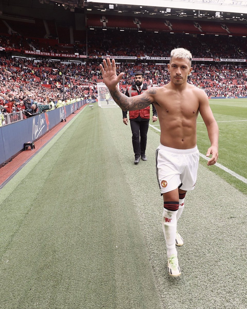 LisandrMartinez's tweet photo. I've waited a long time for this feeling of playing in front of you again, I've missed Old Trafford. Solid performance from the team, I now can't wait for the Premier League season to start #MUFC https://t.co/FsTjWgZpMD