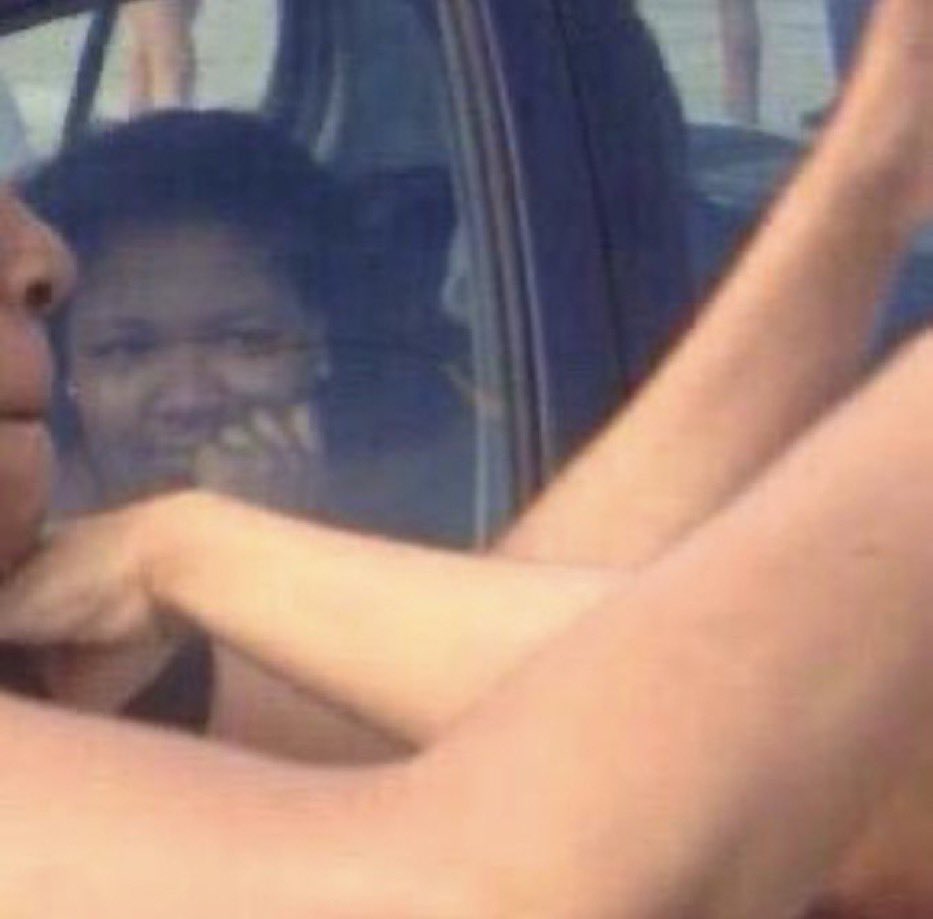 APairOfDEEZ's tweet image. I just keep watching…