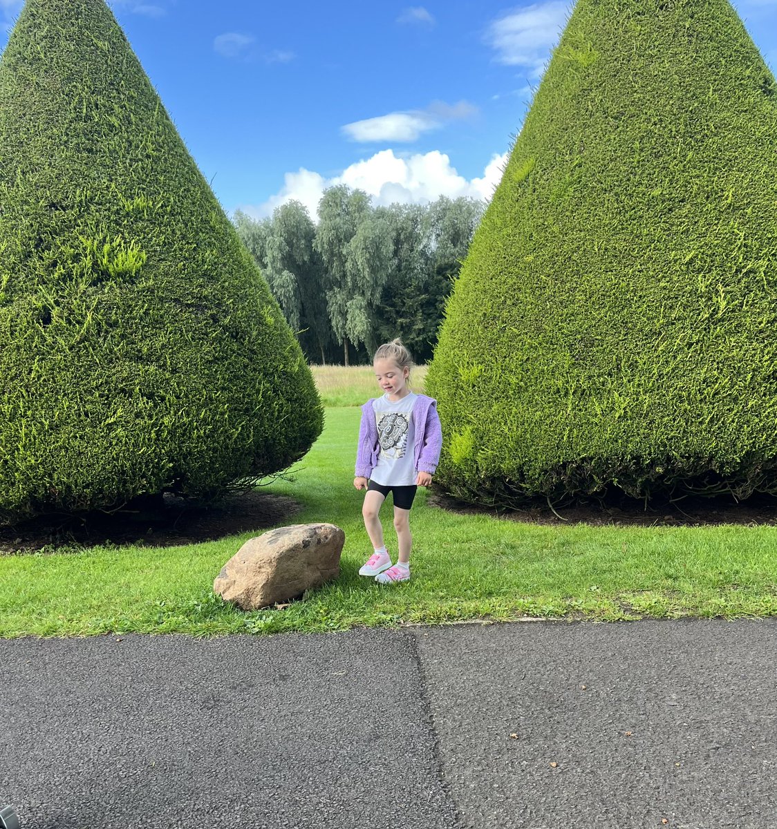 nevergiveupanne's tweet image. Sunday funday at juniors💕 @parkrunUK #makingnewfriends #funwarmup #runskipwalk #funoutdoors