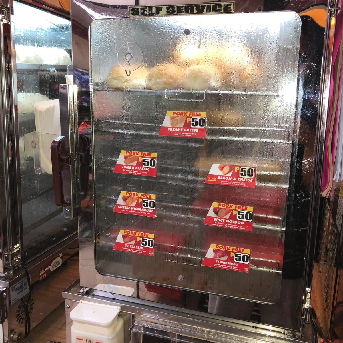 f4ggotism's tweet photo. from 29…. to 39 na naging 45 last week 50 pesos na ngayon 😭😭😭 were literally at poverty is the best diet era https://t.co/oBYfPBJw7x