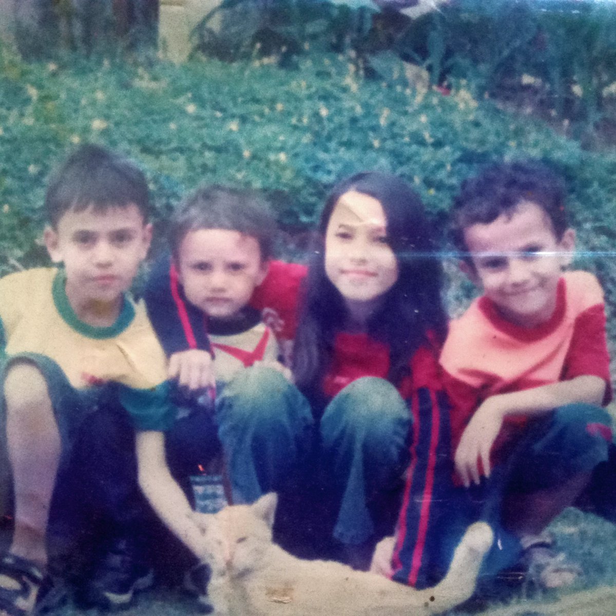 marcodeq's tweet image. Tahun ini - pertama kali utk kami - gak akan ada pesta &apos;Merdeka&apos; 17- Agustus tanpa anak2 saya lengkap lagi di rumah.