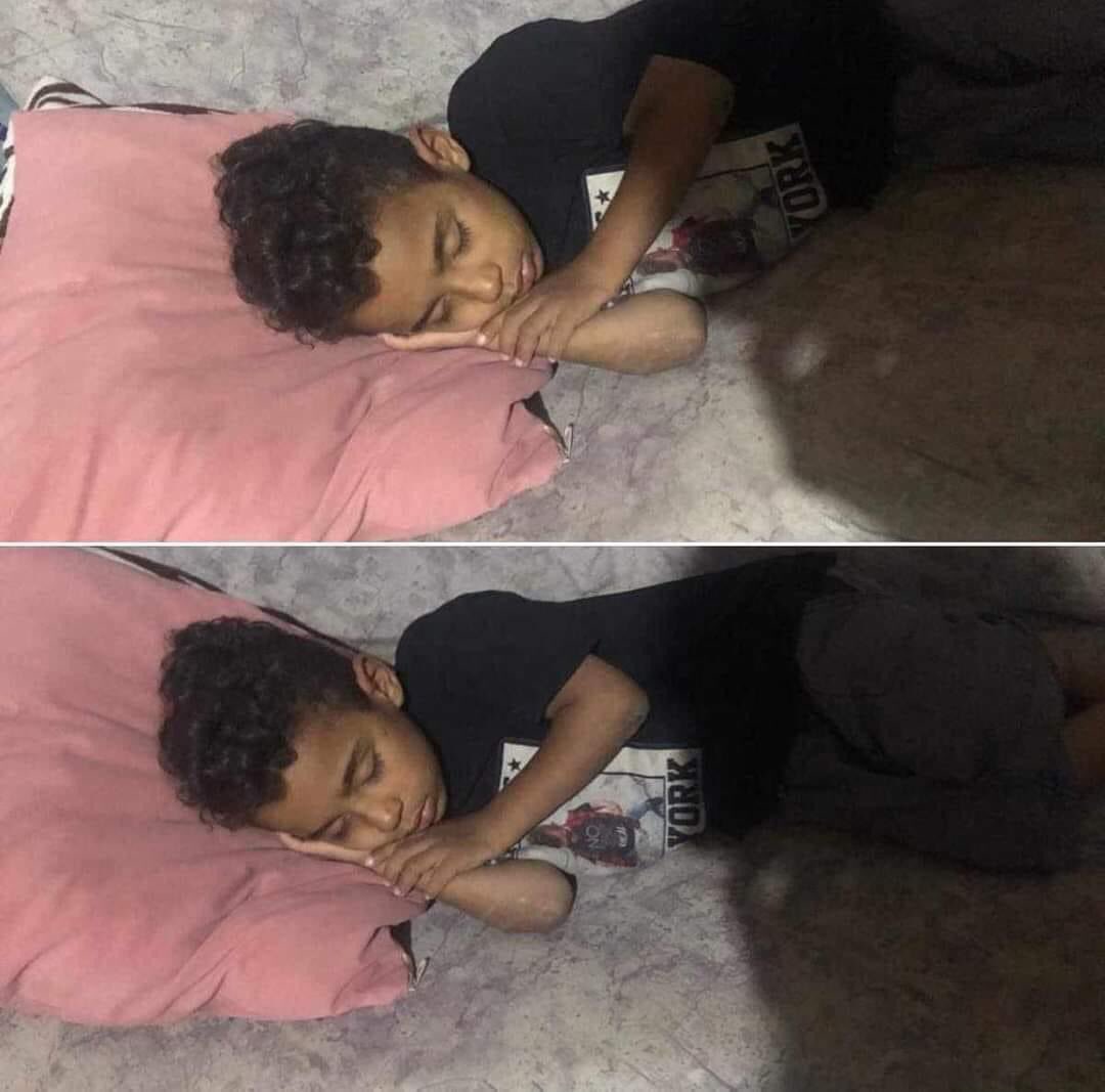 🔴 الطفل ده ضايع في مصر وموجود مع حارس شارع ١١ لو زول يعرفه او يعرف اهله يبلغهم 

رتويت بالله عليكم