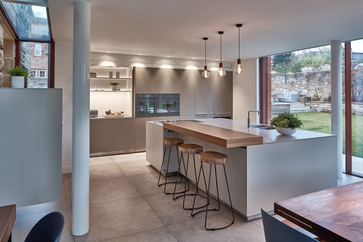 The #bulthaup b3 island in this kitchen was designed to suit the family’s daily activities and functions both aesthetically and productively. @ArcherandBraun #kitchendecor #interiordesign #kitchenenvy #kitchendesign