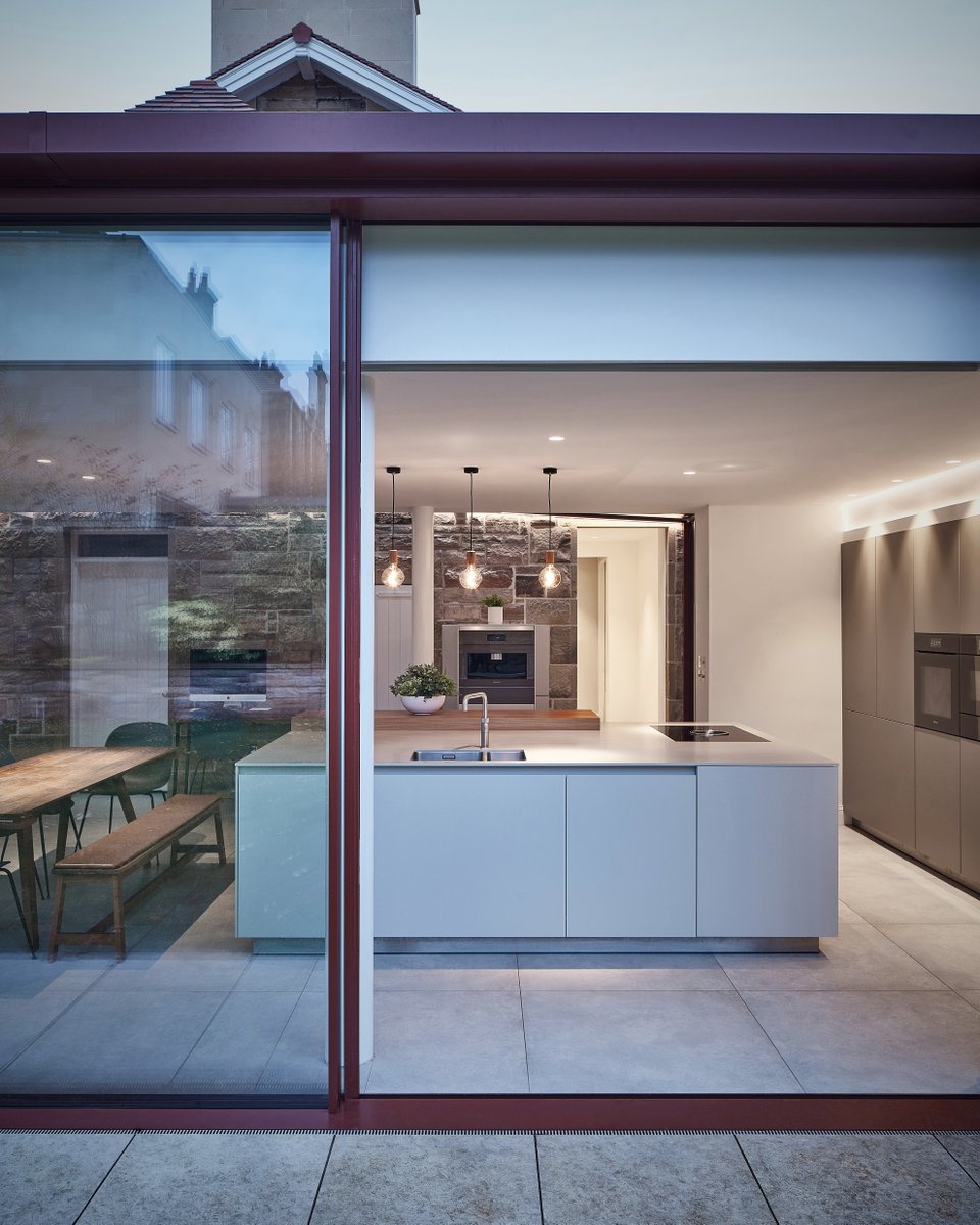 CI_kitchenbed's tweet photo. The #bulthaup b3 island in this kitchen was designed to suit the family’s daily activities and functions both aesthetically and productively.
@ArcherandBraun 

#kitchendecor #interiordesign #kitchenenvy #kitchendesign https://t.co/V3mVmYCV4C