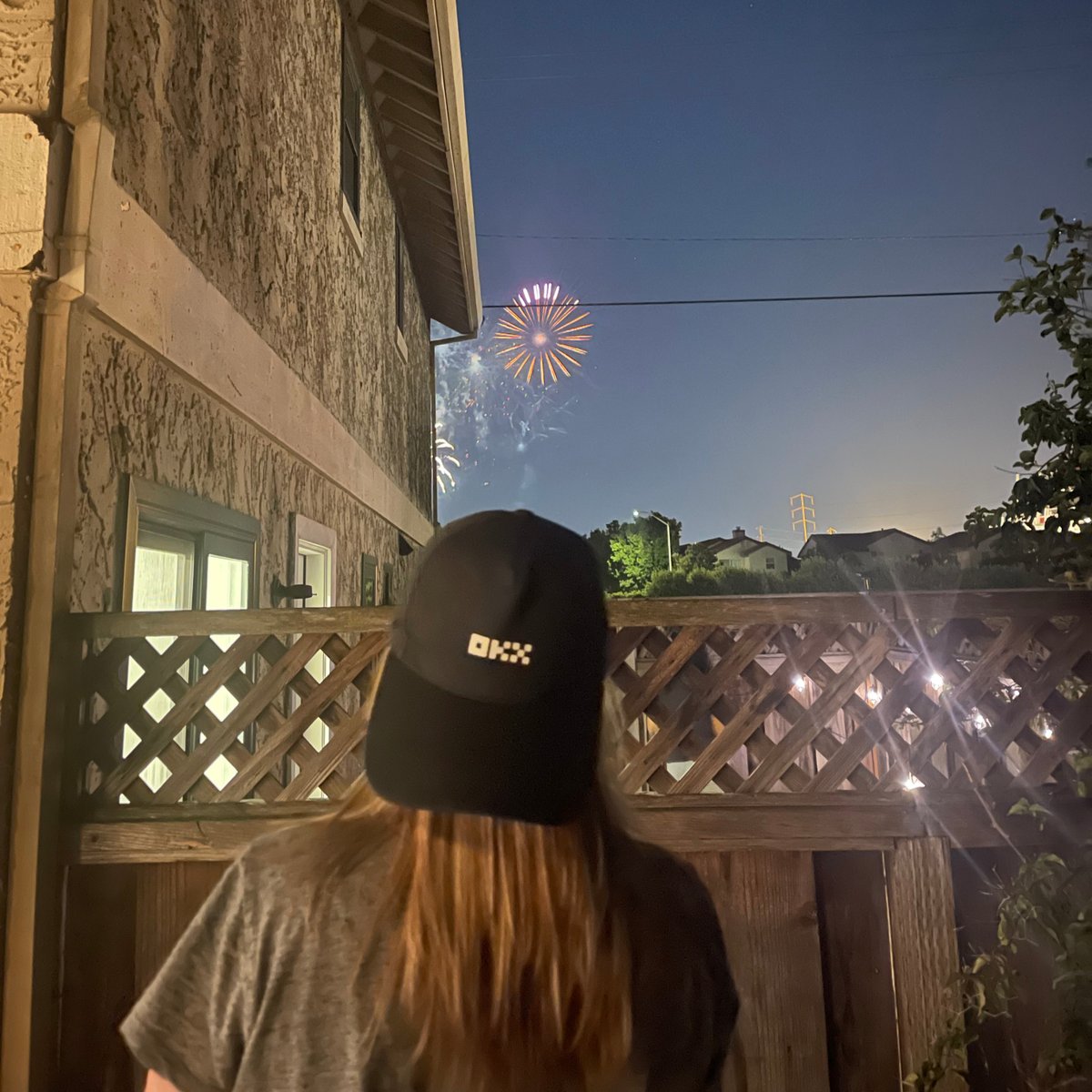 okx's tweet photo. Be a firework in a world of stars – brilliant, bold, and unforgettable. 🎆 https://t.co/yKFskXFBMi