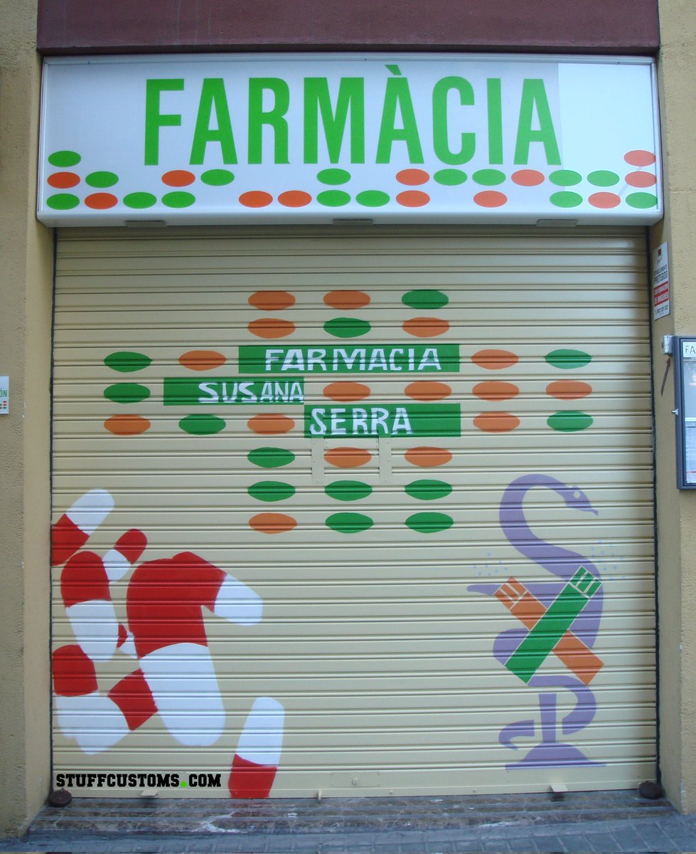 Stuffcustoms's tweet photo. #graffiti de Farmacia Susana Serra 🏺💊 al barri de #lasagrera, #Barcelona
#stuffcustoms #farmacia #susanaserra #streetart #persianasbcn #painting #blindshops #persianas #hiphopart #tiendas #art #graffitiparapersianas #pinturaenpersianas #graffitienpersiana #pintordepersianas https://t.co/QVjx2MKnD1