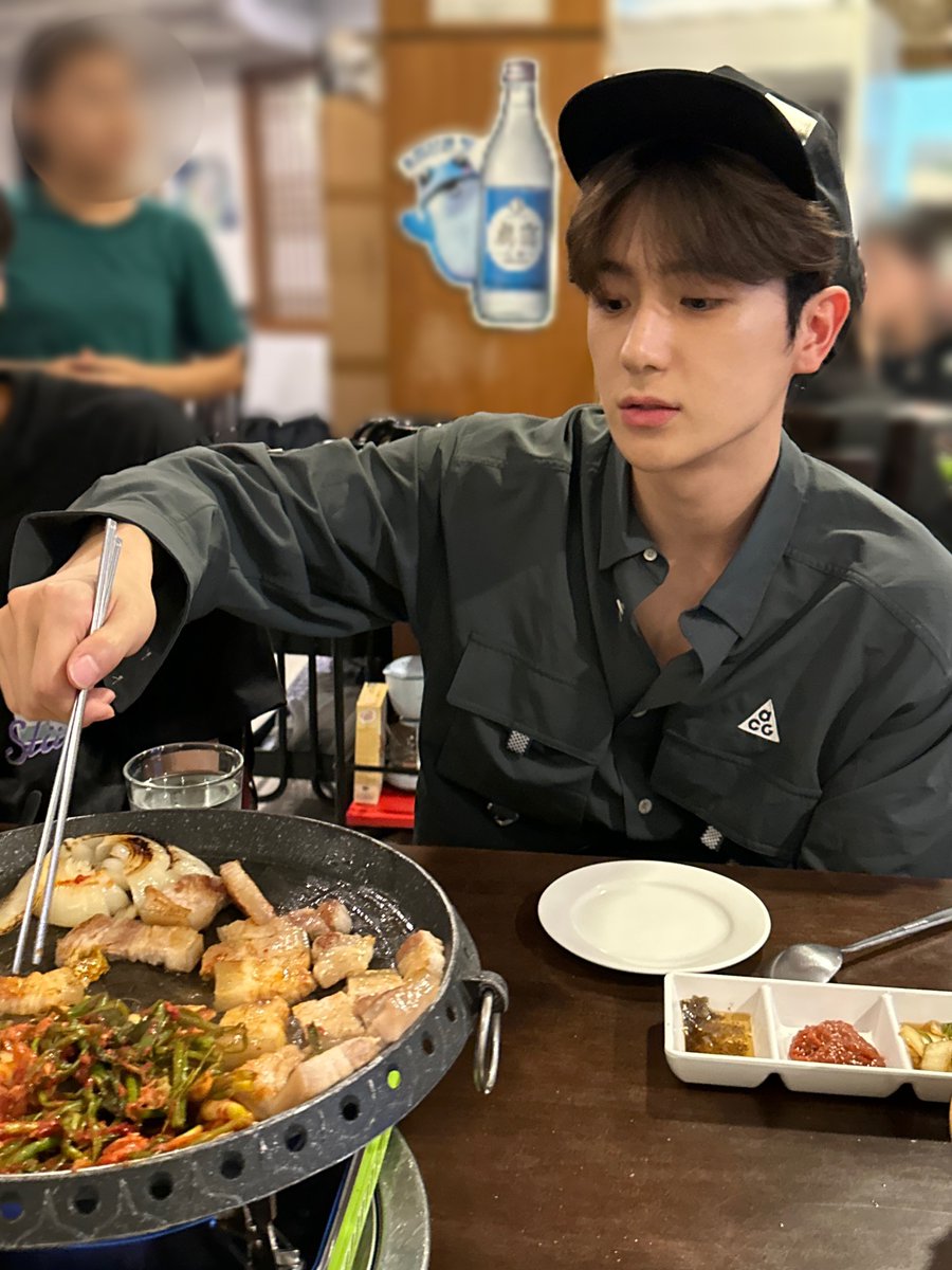 재현이 사진보내줬어 😭 어제 먹은건가!?