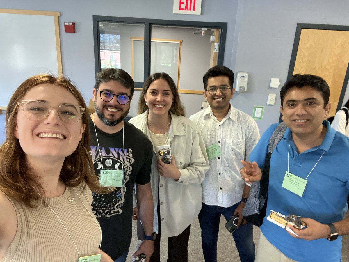 NU NTD Drug Disc. (@nutrypkiller) on Twitter photo Representing the #NTD lab, <a href="/raaamonguerra/">Ramon Guerra</a>, <a href="/MmaOlaia/">Olaia Martí</a> and <a href="/it_carolinetime/">Caroline</a> along with some friends won the Med Chem Pub challenge at the GRS <a href="/GordonConf/">Gordon Research Conferences</a>! Woohoo!
#NTDs
#drugdiscovery
#WomenInSTEM Representing the #NTD lab, <a href="/raaamonguerra/">Ramon Guerra</a>, <a href="/MmaOlaia/">Olaia Martí</a> and <a href="/it_carolinetime/">Caroline</a> along with some friends won the Med Chem Pub challenge at the GRS <a href="/GordonConf/">Gordon Research Conferences</a>! Woohoo!
#NTDs
#drugdiscovery
#WomenInSTEM