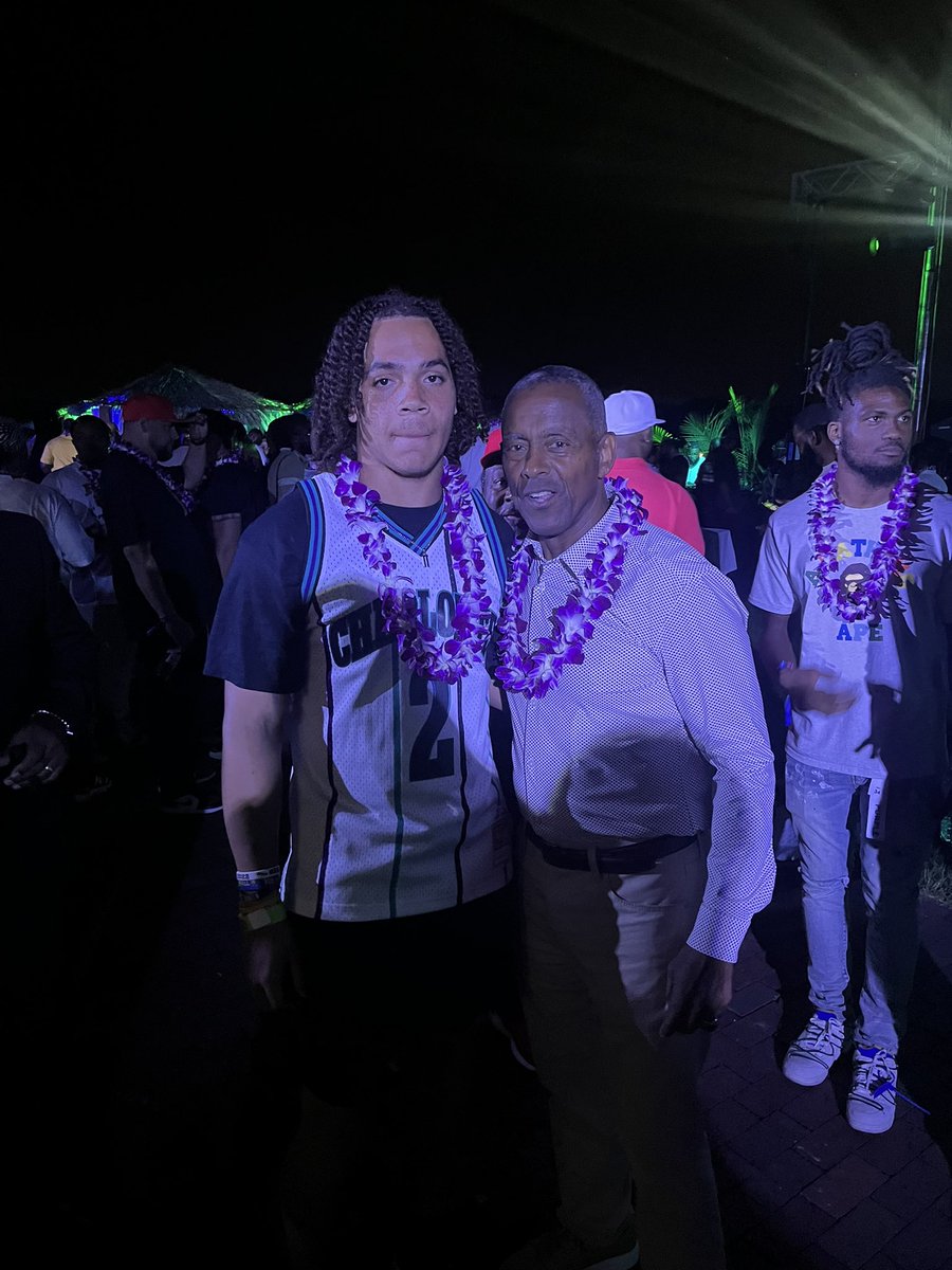 Dwight Lindsey tweet media