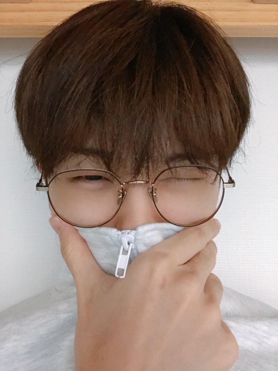 _02O5's tweet image. 동그란애보고싶음