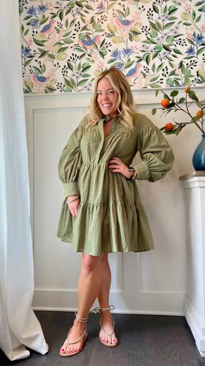 falling in • L O V E • with this little Amazon number! Comment LINKS for shopping info! 

#certifiedcelebrator #amazonfashion #falloutfits #amazoni... read more -> instagram.com/reel/Cvm5qVur-…