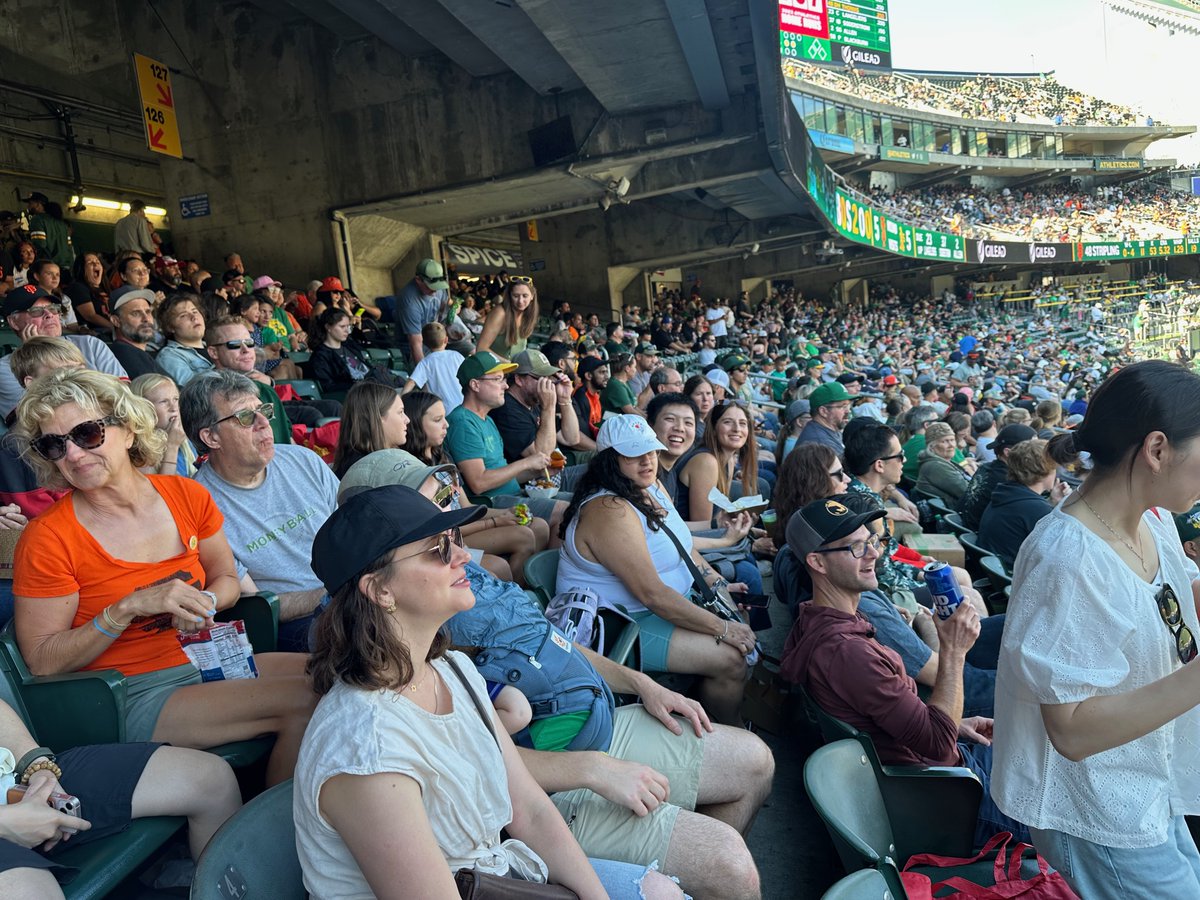 CaliforniaACS's tweet photo. 🎉What an amazing day at the Battle of the Bay baseball game! California ACS rocked the event with 80 sold-out tickets! Thanks to everyone for making it a memorable experience! We rock! 😃 #BattleOfTheBay #CaliforniaACS #ScienceAndCommunity #calacs https://t.co/akBmyJqGhR