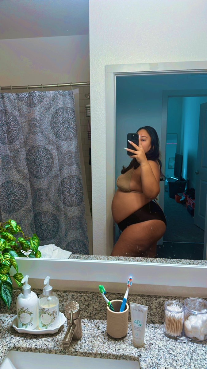 _LoveMeSomeJess's tweet photo. 28 weeks 💙 https://t.co/A9tK0wxyUO