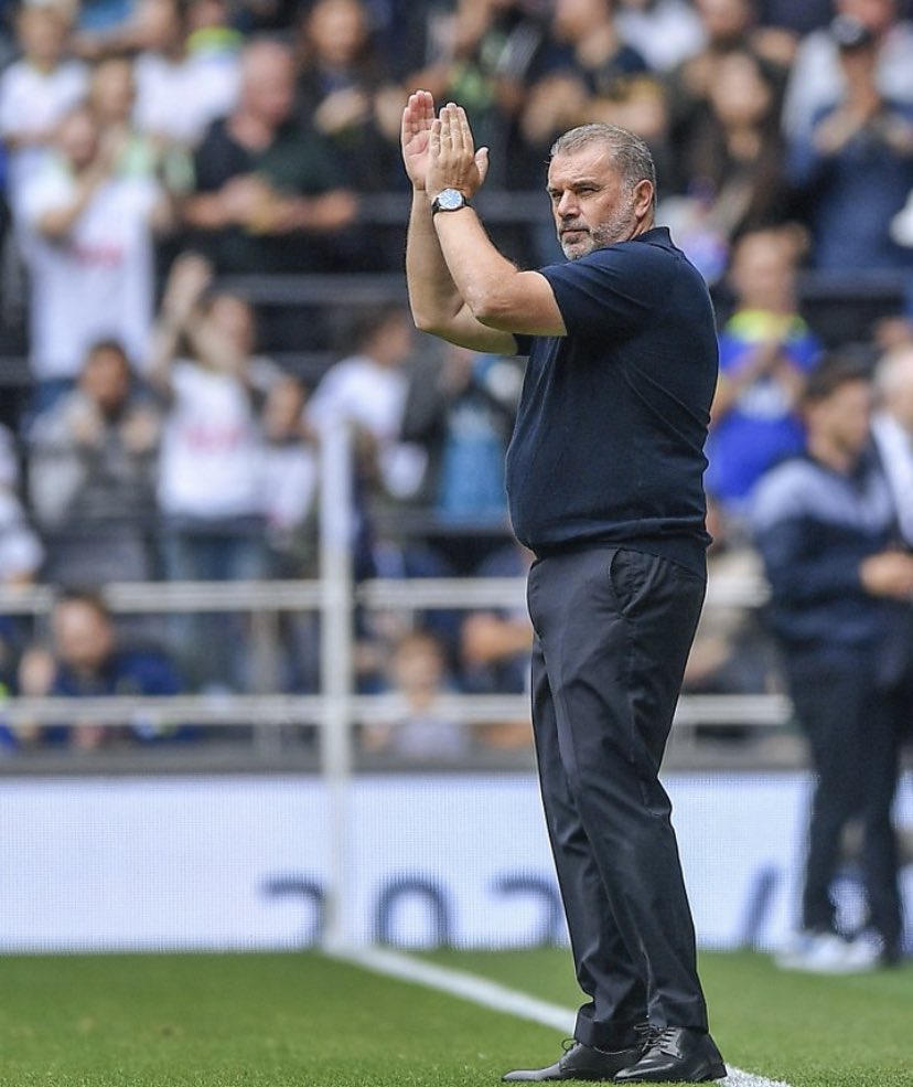Postecoglou on Van de Ven: "It's not done yet. We need bolstering in that central defensive area. We need defenders who can work in an aggressive formation, defend well &amp; behind them. We'll be looking to bring in a couple in that area in the coming days."

“A COUPLE” 😍😍😍