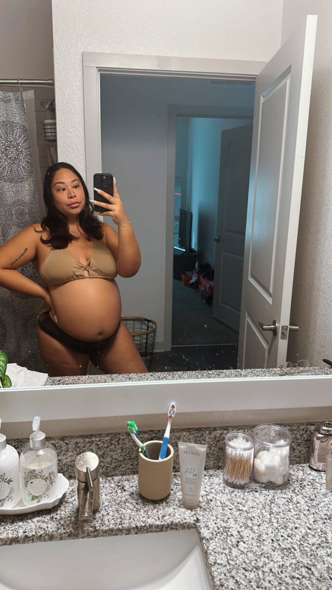 _LoveMeSomeJess's tweet photo. 28 weeks 💙 https://t.co/A9tK0wxyUO