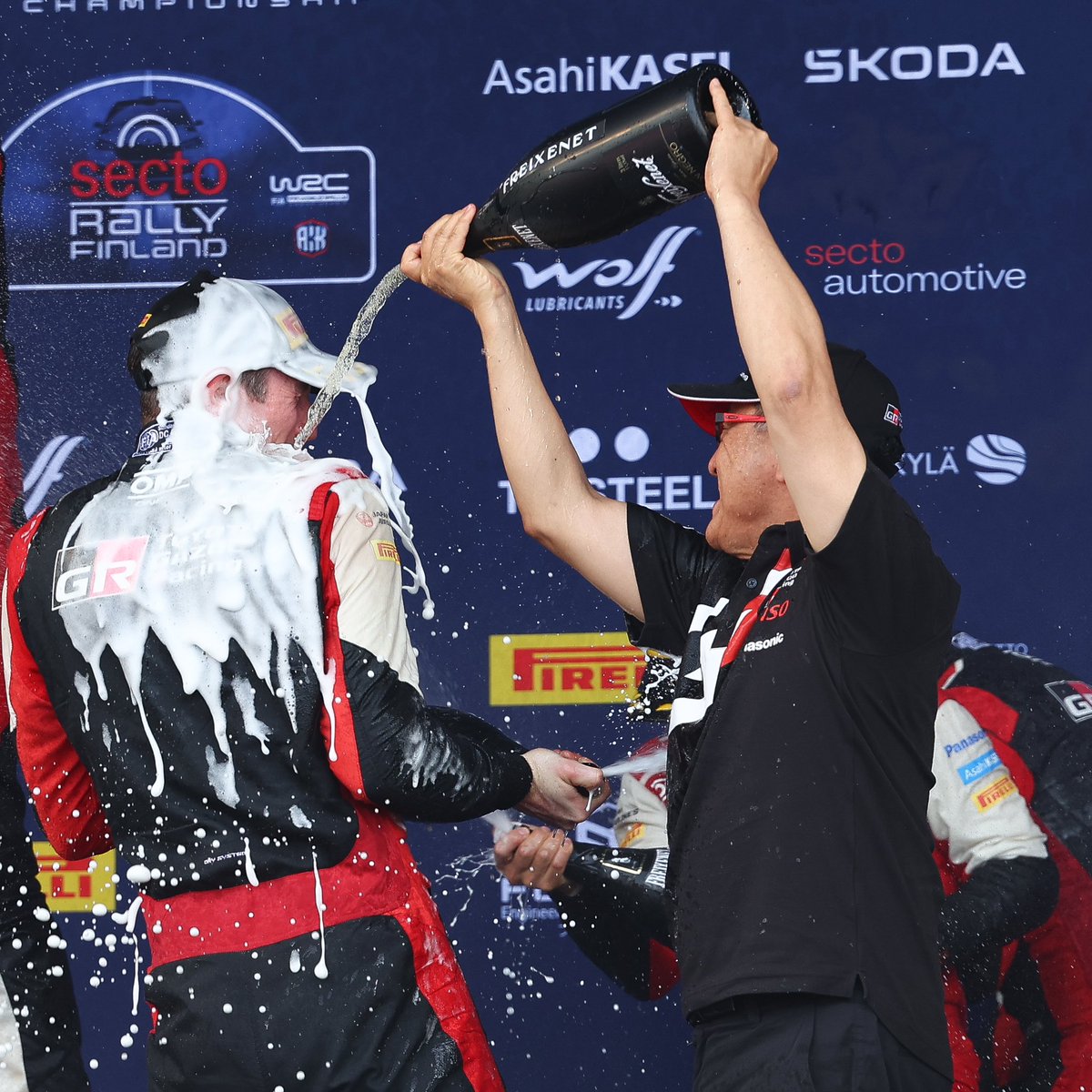 A really great weekend for us and it feels special to win here again as it’s one of my favorite rallies and to share the podium with Taka and Akio. We had a fantastic car and things really clicked for us. Good points for the championship as we’re now a bit closer to Kalle. 
#EE33