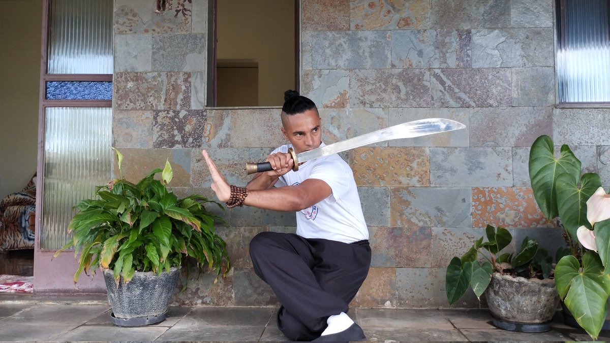 Vandeir_NOVO's tweet image. Para não dizer que não falei da arte!

#kungfu #kungfushaolin #shaolinkungfu #shaolindonorte #shaolin #wushu #martialarts