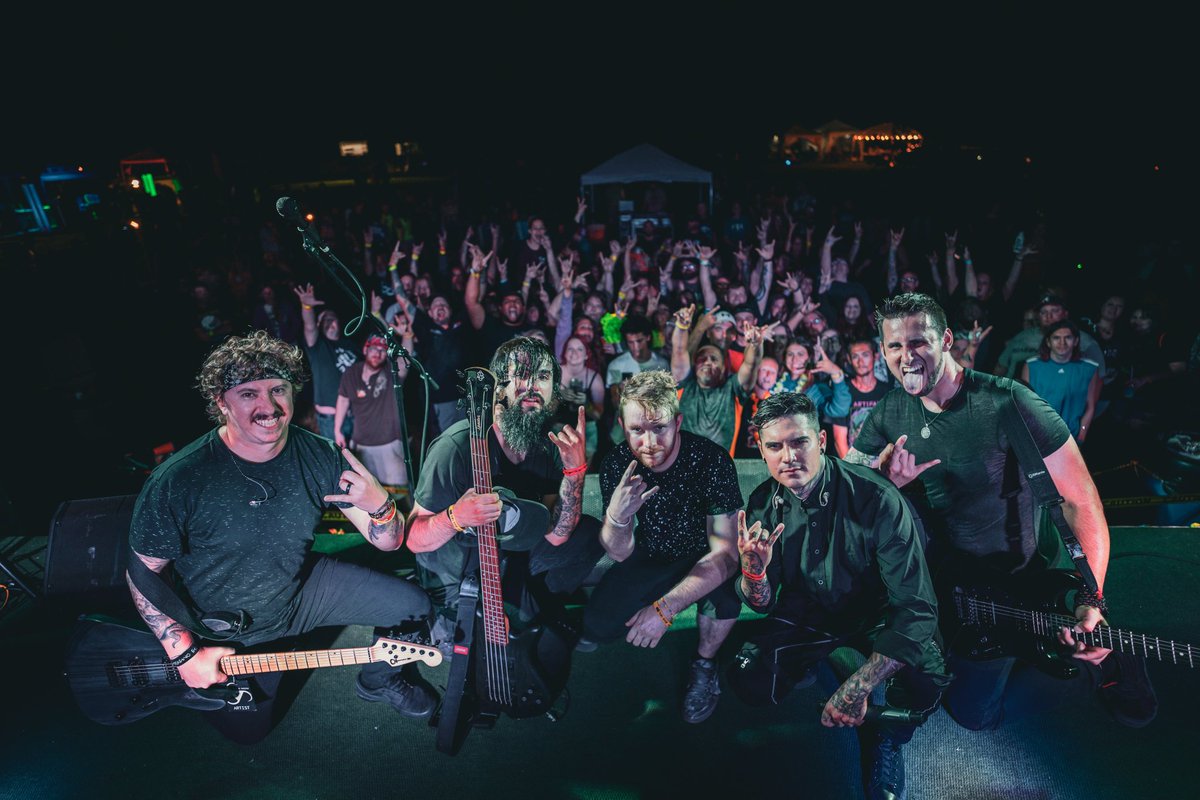 Breathing Theory (@officialbtband) on Twitter photo Tiki Stik 2023 went off!!! 🔥🔥🔥
Was great throwing down with our friends in <a href="/hedpe/">(hed) p.e.</a> and artifax, let's do it again sometime... Tiki Stik 2023 went off!!! 🔥🔥🔥
Was great throwing down with our friends in <a href="/hedpe/">(hed) p.e.</a> and artifax, let's do it again sometime...