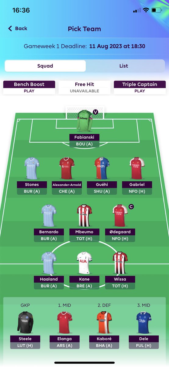 FootyFunction's tweet photo. And We are back !! This is how we look to go into the new season on @OfficialFPL ,leave your team and opinions down below. #TFF #FPL #FPLCommunity https://t.co/JkLhN7ZyO9