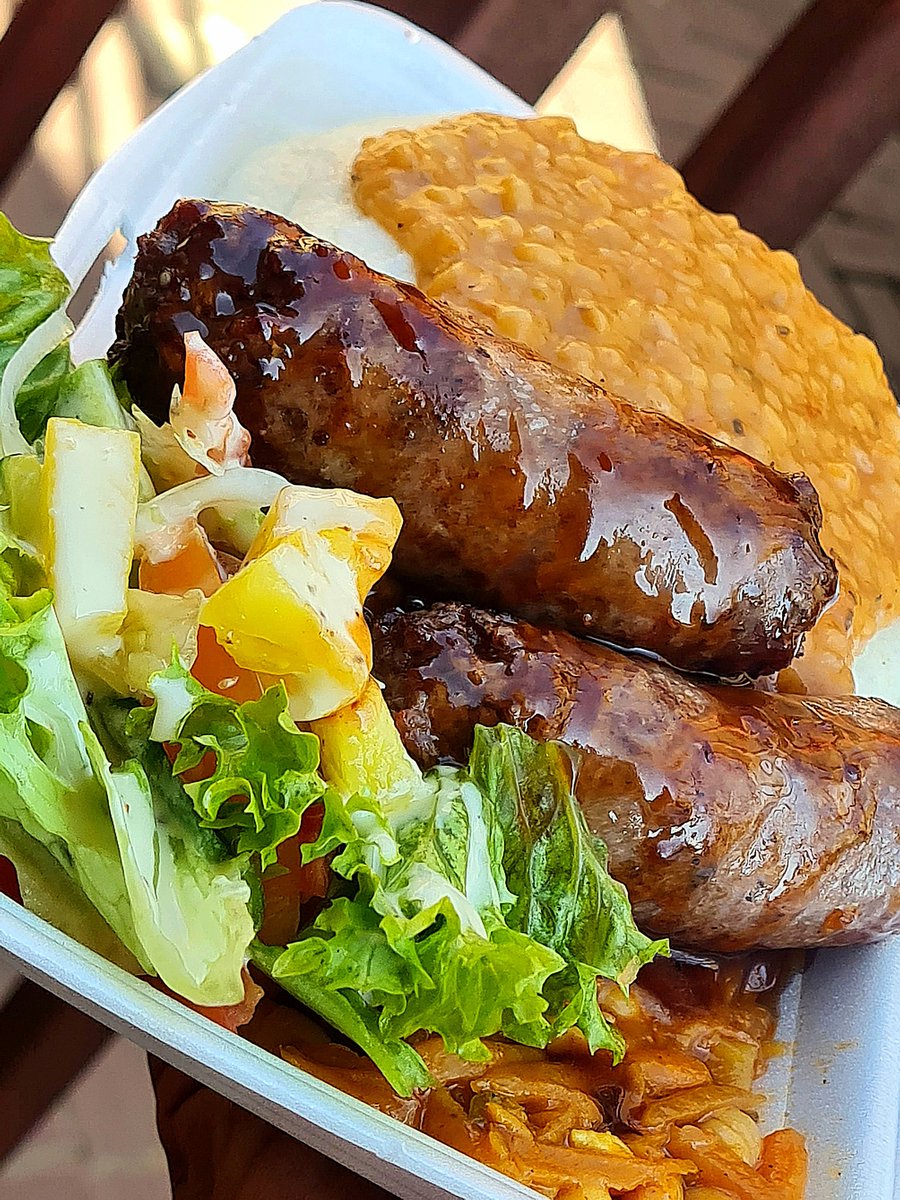 forkit_eatup's tweet photo. Order yours now on 071 585 8089 

📍5703/13 Zulu Street, Lynnville, Emalahleni 1039

We're open till 9pm tonight. 
#uMjoloWithAzola
#sundayvibes https://t.co/ggSpqjSB5Y