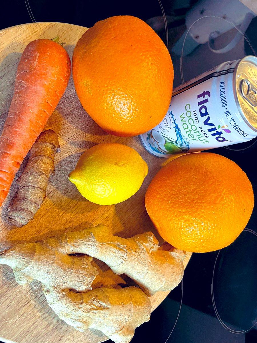 SeanMeliaRoger1's tweet photo. Stopped buying pricey wellness shots, we’ve made our own. 
#gingershots #beetrootshots  #wellnessshots #turmericshots https://t.co/24mO0TCIhb