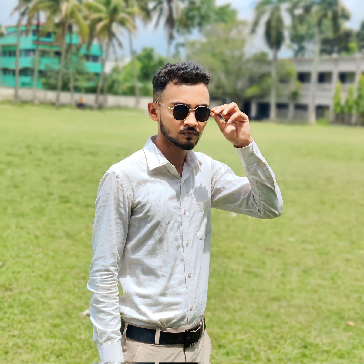Arn0b9's tweet photo. #NewProfilePic https://t.co/oINFSbPydX