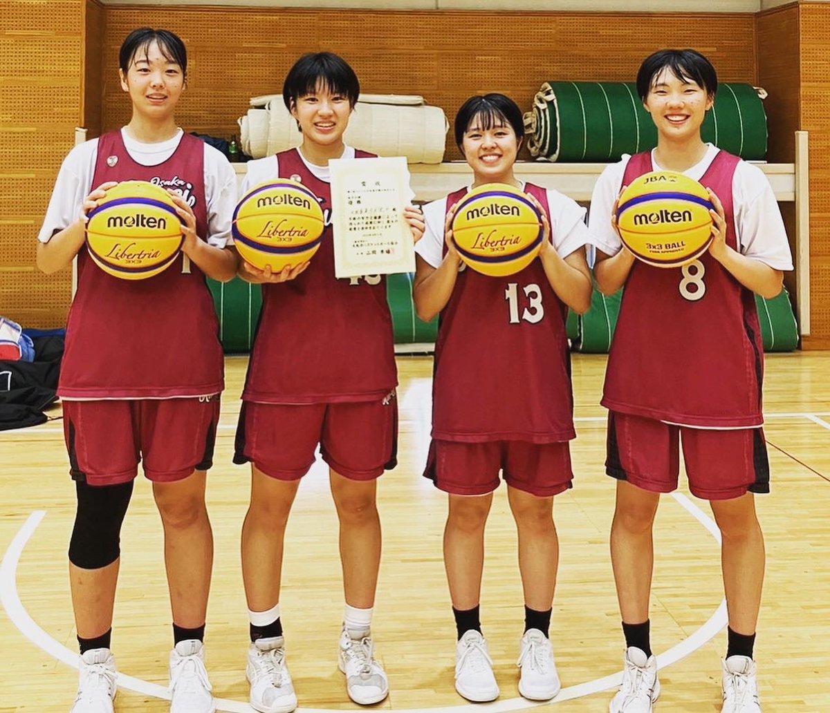 oba3x3's tweet photo. ＜大会レポート＞
第10回3x3U18日本選手権大阪府予選大会(2023.08.05@阪南大学高校)

⛹️‍♂️U18男子の部⛹️‍♂️
優勝🏅：ショートズ
準優勝🥈：阪南大学高校A

⛹️‍♀️U18女子の部⛹️‍♀️
優勝🏅：大阪薫英女学院A
準優勝🥈：turtles

#3x3 #OBA3x3 #JBA3x3 #FIBA3x3 #3x3U18 #3x3U18日本選手権大会 https://t.co/kakK87IFMf