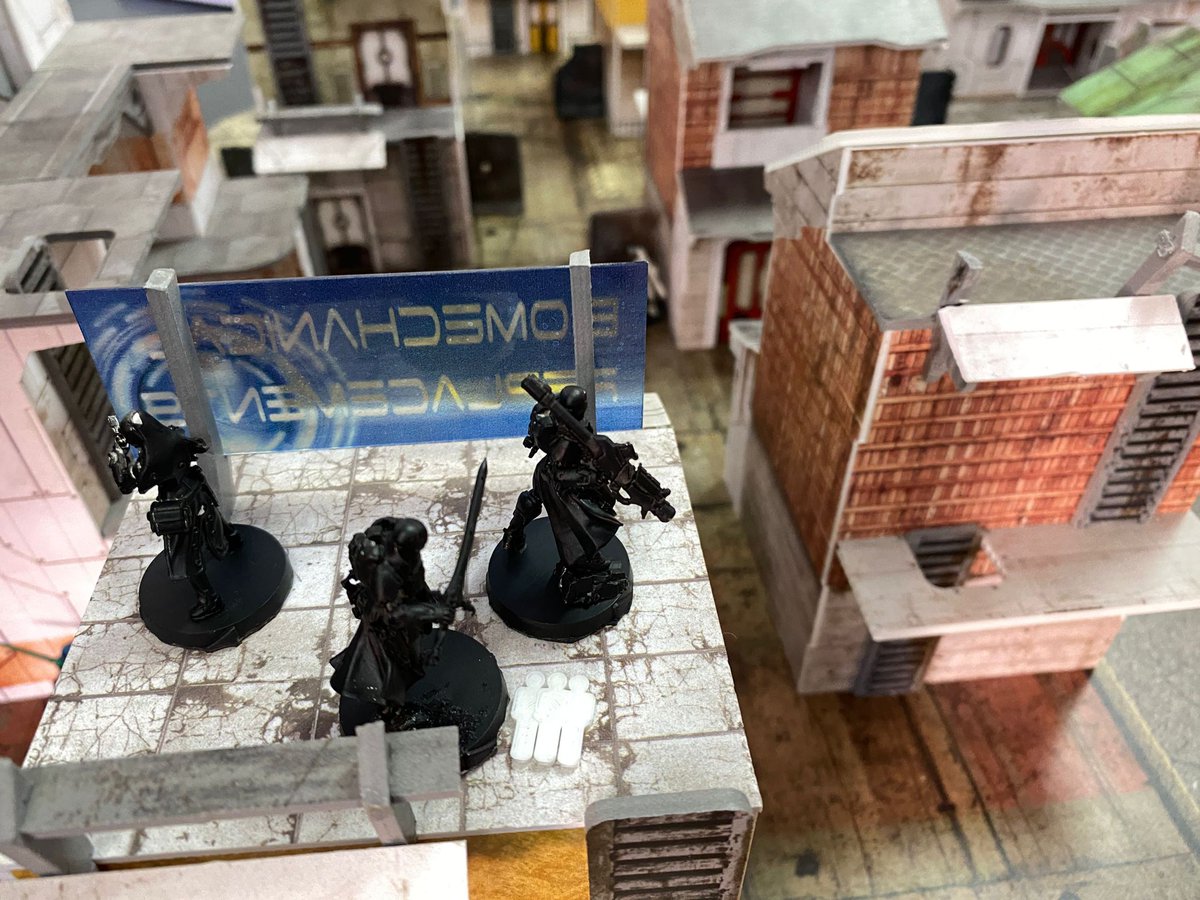 Habemus_Ludum's tweet photo. #quedadashabemusludum 
Más Infinity para seguir con la carrerilla. 
Bakunin contra Druzos.
#infinityvive @InfinityTheGame @corvusbelli_ #INFINITY #nomadas #bakunin #druzos #wargames #wargame #Wargaming #warmongers https://t.co/PjehdztEyr