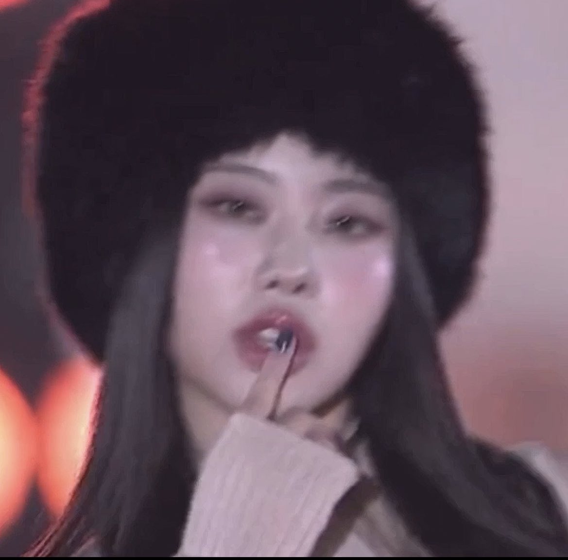 sheon loops tweet media