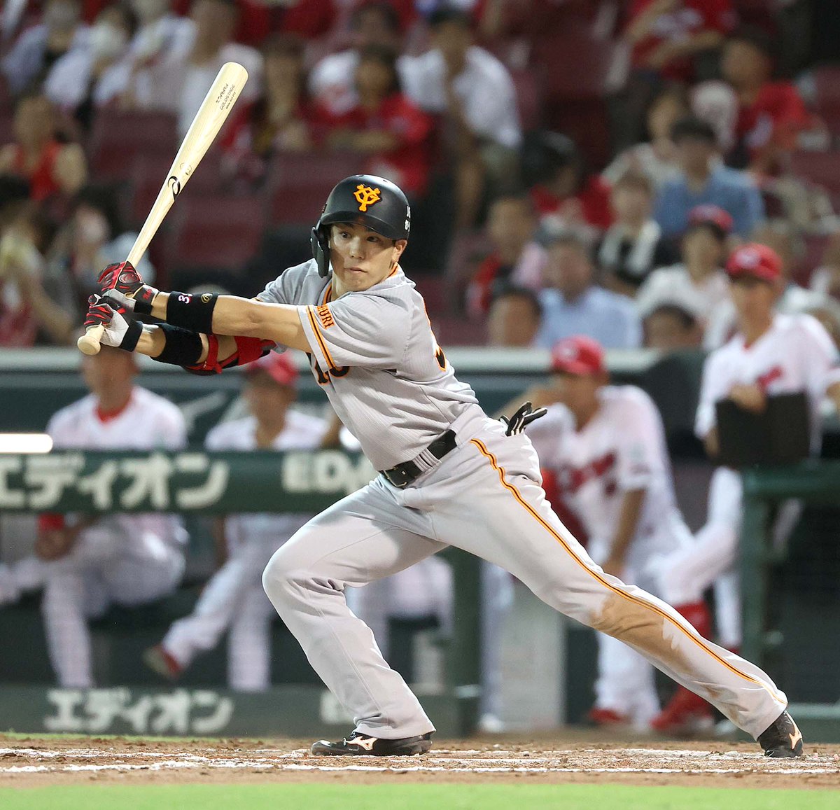 TokyoGiants's tweet photo. #巨人🆚#広島（#マツダスタジアム）
【八回】巨 11-0 広

#門脇誠 選手は、3安打猛打賞の活躍✨
#坂本勇人 選手の適時二塁打で7点目‼️🙌
#中田翔 選手の #通算300号本塁打🙌
#岡本和真 選手3⃣0⃣号本塁打‼️🙌
本日3本目のホームラン‼️🤩🤩🤩

#奪回 #ジャイアンツ #giants #東京 #tokyo https://t.co/ISmd9AEqbq