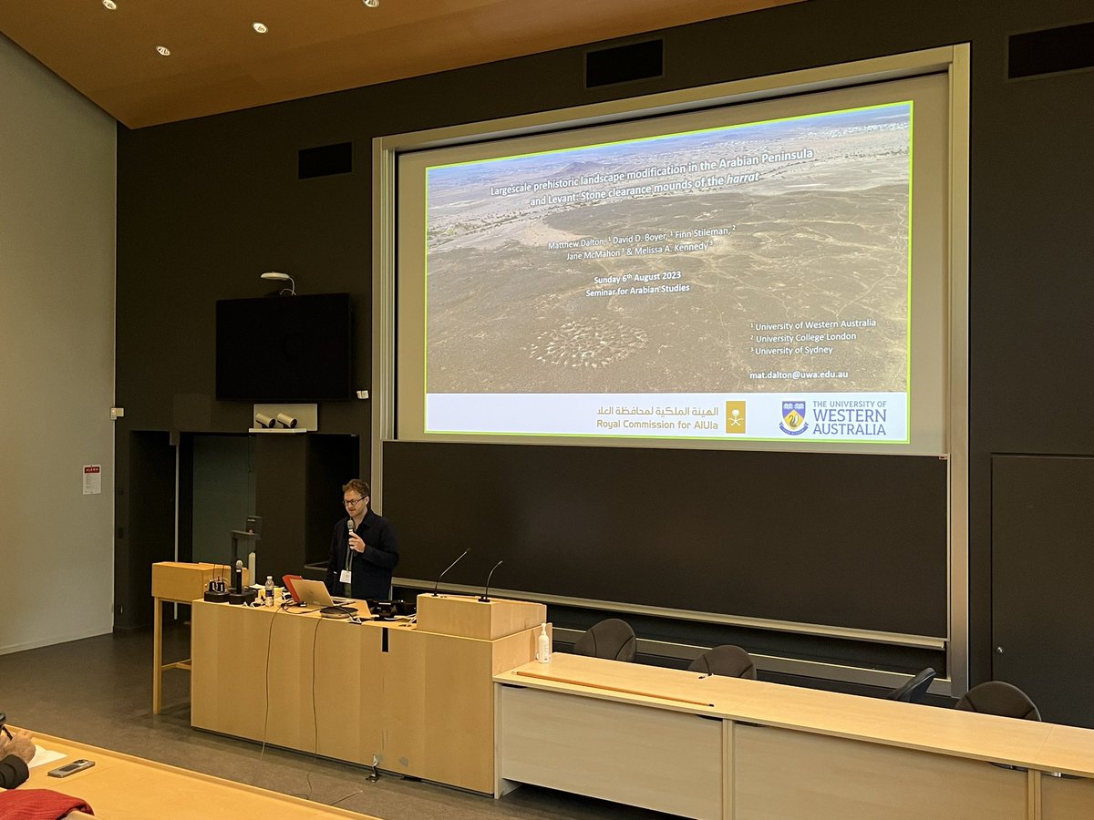 robertbewley's tweet image. Mat Dalton on aerial archaeology in Saudi Arabia at #IASA #seminarforarabianstudies 
#AarhusUni
#apaame