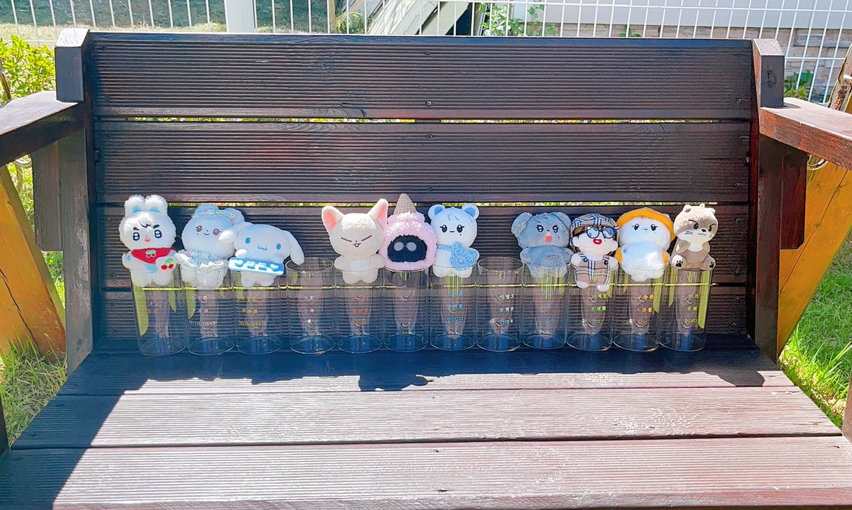bow_wow0406's tweet photo. TTT 잘다녀왔습니다아~! 드레스코드는 세상에 이일언일이+전원우일기 중에 골라서 입었어여 껄껄 너무 재밌었구여 코...이슈로 같이 못한 우리 투리두 다음엔 꼭 같이가쟈🥹 다음에 또만나요 우리 모두 슬퍼말아요 다음이 더 기대되는 #CaratTeenTeen💎 +태그 안되는 @everyday__526  @Boo_turi https://t.co/QKWCRYZFxe