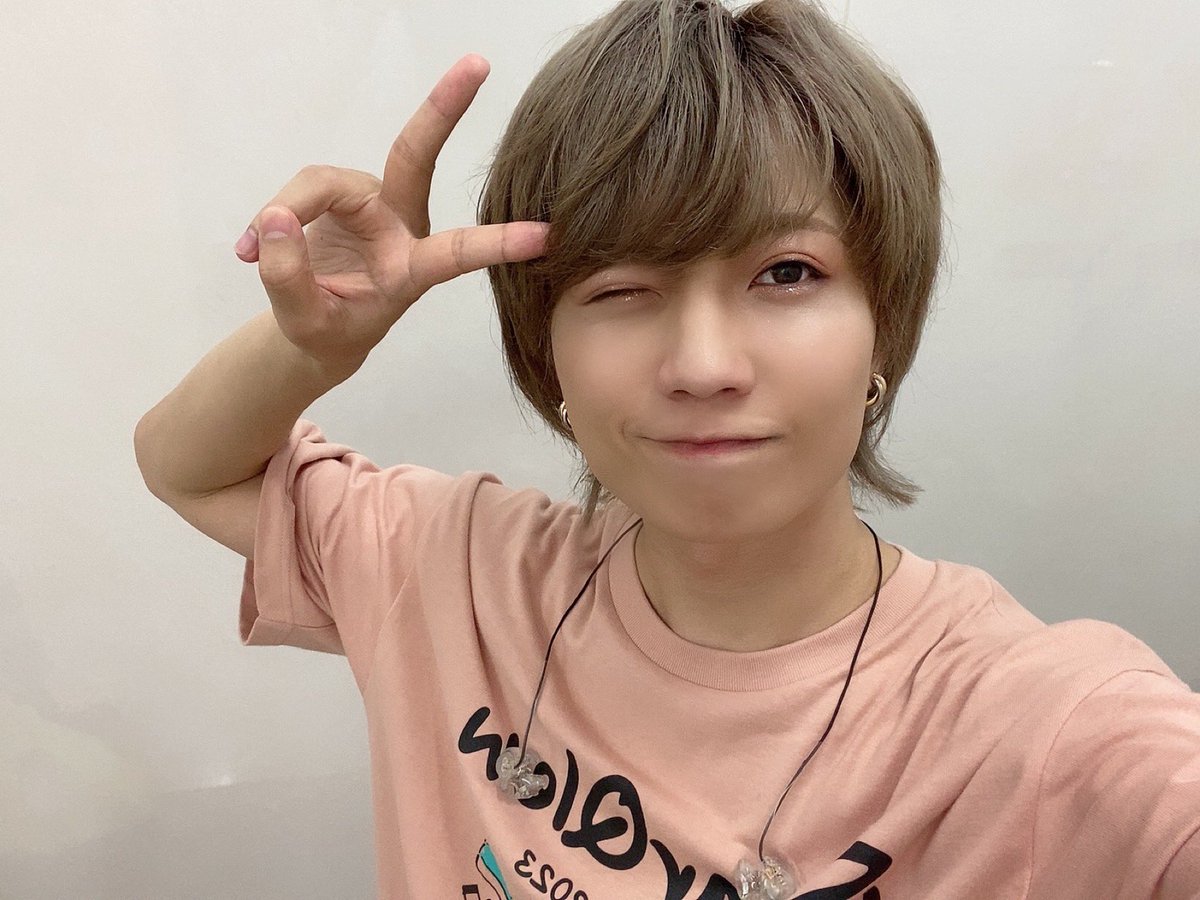 yuya_hozumi's tweet photo. 大阪公演ありがとう！

みんながたくさんパワー送ってくれて、本当に天才でした☺️

東京も頑張るので遊びに来てほしいです🤧🤧 https://t.co/GqxqQys9x5