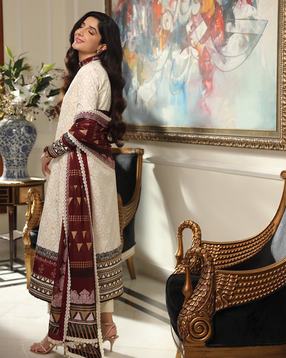 asimjofa's tweet photo. Aira Collection By Asim Jofa | Shop Now | Ready To Deliver
AJAI-02 | 3-PC | Rs. 5,950/-

Shop Now: https://t.co/Clb11X8x33 

#AsimJofa #IWearAsimJofa #AiraCollection  #mawrahocane #JofaPrints #Unstitched #AJEssentials #Lawn #Fashion #Trending https://t.co/GyovxoJ3OG