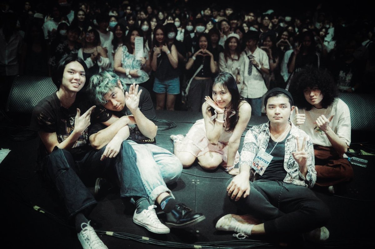 hinanoktty's tweet photo. last night at HOROYOI presents ‘4 Taste of Moment’

it was so fun!!! tysm! it was so nice to hear you sing and โยกหัว with me lol🥹💖

(&amp; congrats to anyone who made it to the end of my ig story reshares😂 เก่งมาก!555)

#Hinanoliveshow #horoyoi #4tasteofmoment #lidoconnect https://t.co/ZkIlTtmRhh