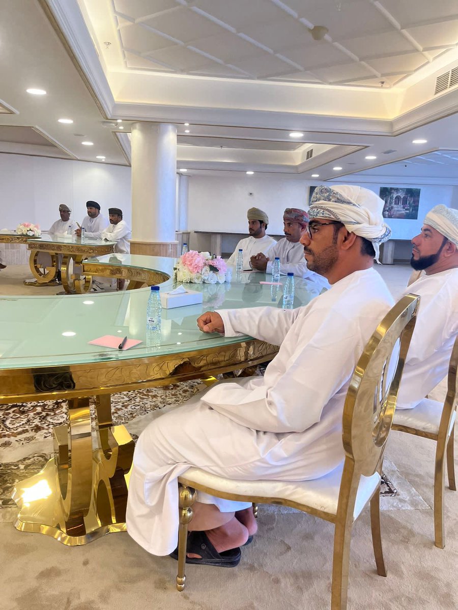 BsGovernate's tweet photo. استكمالًا لتنفيذ برامج الخطة التدريبية لتنمية الموارد البشرية لمكتب محافظ جنوب الباطنة 
 افتتح مدير عام بلدية البريمي صباح اليوم الأحد 6/أغسطس بمحافظة البريمي البرنامج التدريبي للموظفين الحرفيين بعنوان 'أهمية العمل الجماعي' قدمت البرنامج المدربة/ نعيمة الحاتمية. https://t.co/xwWgz5oBQl