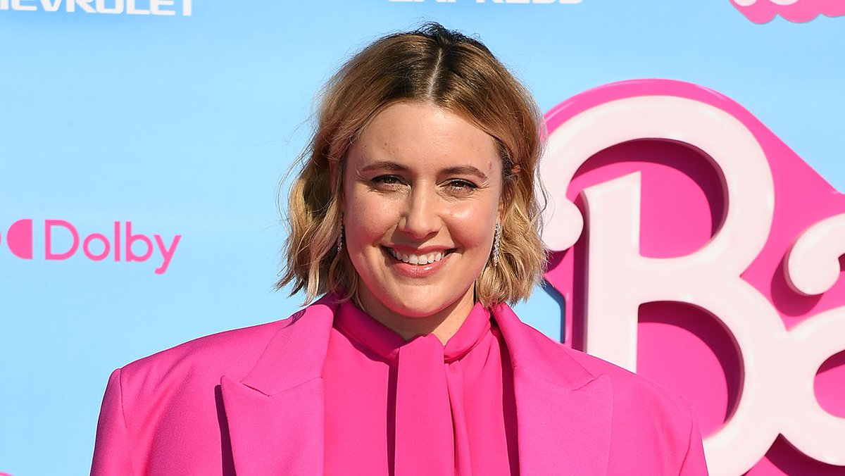womenpostingws's tweet image. Greta Gerwig becomes the first woman in history to solely direct a film that grossed over $1 billion at the box office #Barbie