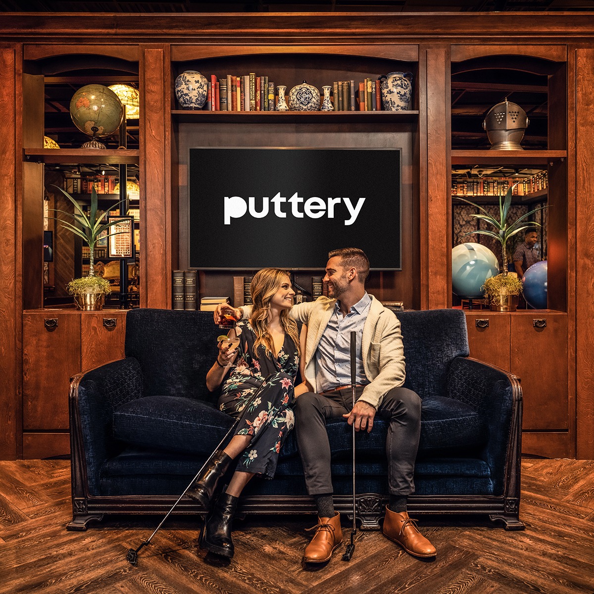 VisitTheColony's tweet image. Organize the ultimate night out at #Puttery! Experience whimsical and immersive 21+ mini-golf that will transport you to a world of fun. Create memories with friends at the instagramable paradise and enjoy themed cocktails delivered while you play.

#minigolf #thingstodoDFW