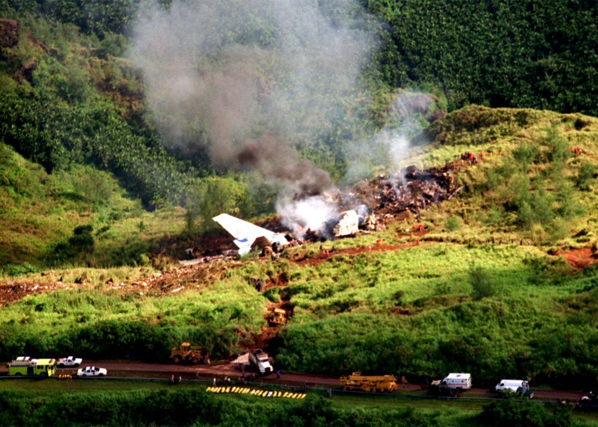 OnDisasters's tweet photo. #OTD in 1997: Korean Air Flight 801, a B-747, crashes in Guam (US) 228 of 254 aboard die. On approach in bad weather, jet hit ridge. Inquiry noted crew actions by failing to execute, brief and check non-precision approach. Factors: lack of CRM, crew fatigue, FAA monitoring. https://t.co/lMHNPGo4pH