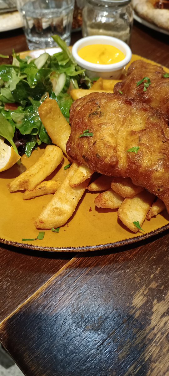 PixieDg's tweet photo. The classic fish and chips. The Barramundi was fabulous! https://t.co/S6jCjCpbep