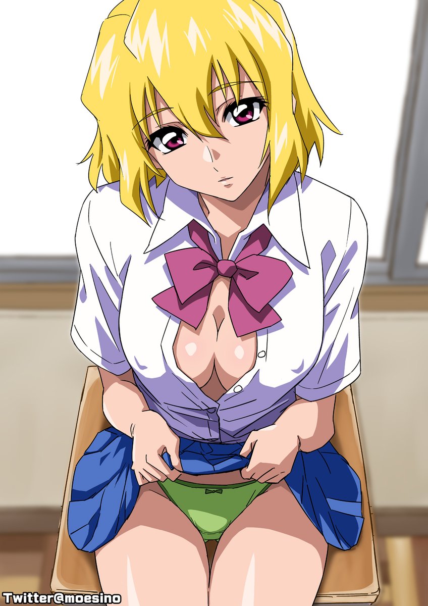 |'・ω・)っ 特殊な家庭環境でまともな情操教育を受けず女の子としての羞恥心が抜け落ちたまま育ったためミニスカで階段を上がっても手でお尻を隠さずパンチラしまくり暑いからとノーブラ胸元全開で胸チラしまくりで学校中の男子たちにズリネタにされながらも平和な世界でJKしているステラ・ルーシェ。 