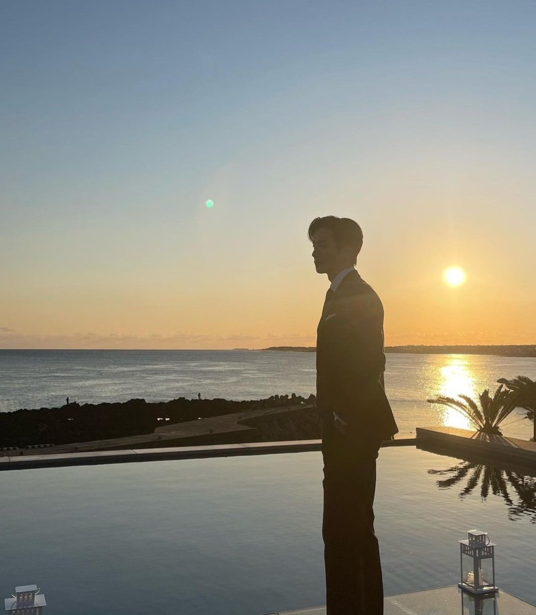 mikaliew125's tweet photo. Thank you #LEEJUNHO  #JUNHO #이준호 #ThankYouKingTheLand 
Every time, you give us the best of you. Your sincerity and unchanging intentions since ur early days are the best gift we ever had💞

Junho-ya, pls continue to pursue your dreams bravely! We will always have your back🥰🍀 https://t.co/HJsPUgIMU6