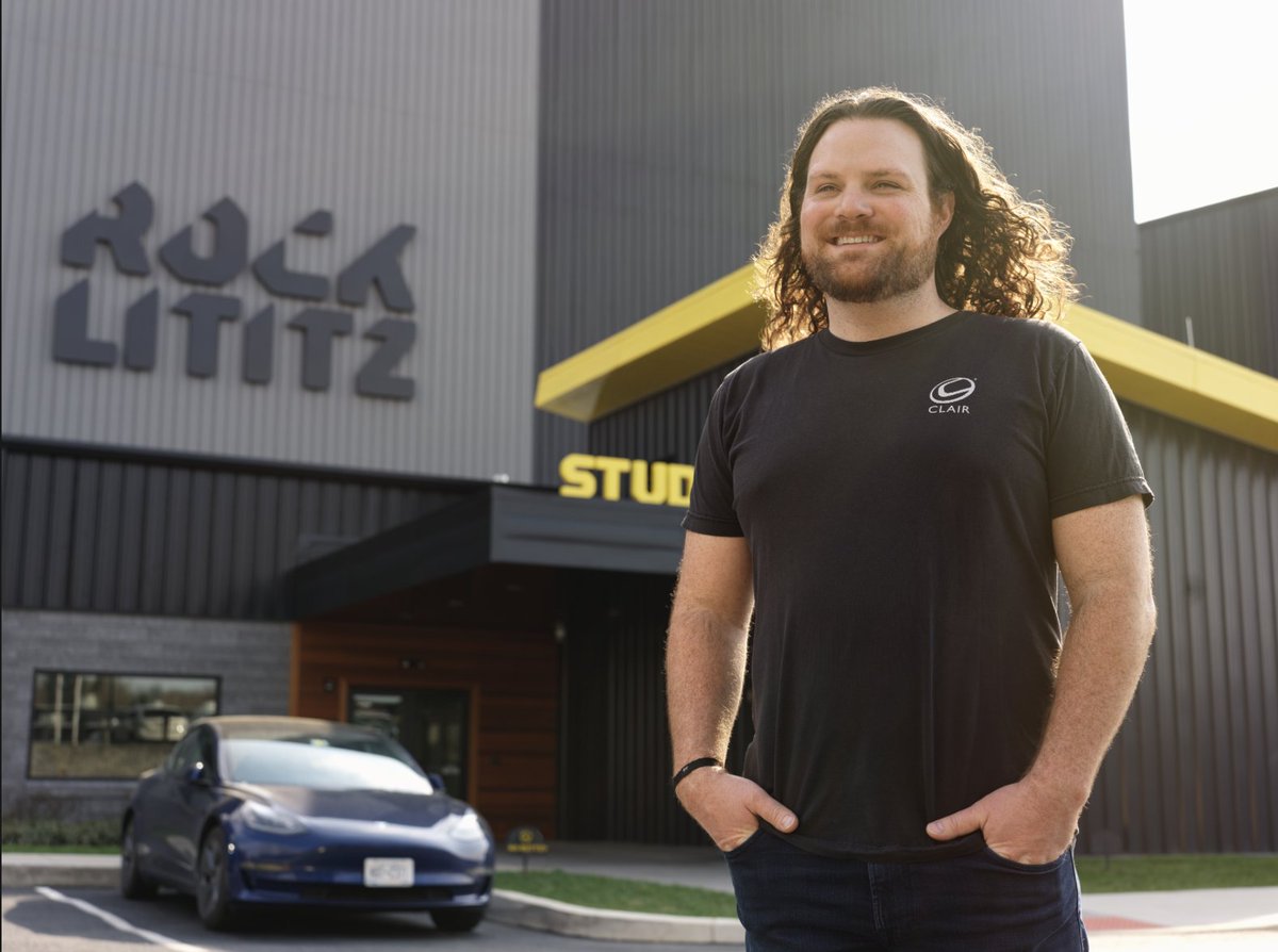 Cisco's tweet image. The biggest names in live entertainment prepare for tours @ROCKLITITZ. With cutting-edge @Cisco technology, their network is able to run 24/7, bringing reliable solutions so the show never skips a beat. #ProAV #LiveDesign Watch full story here: cs.co/6014PwwEO