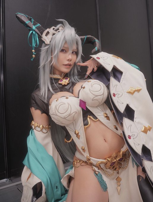 Twitterのコスプレ画像11