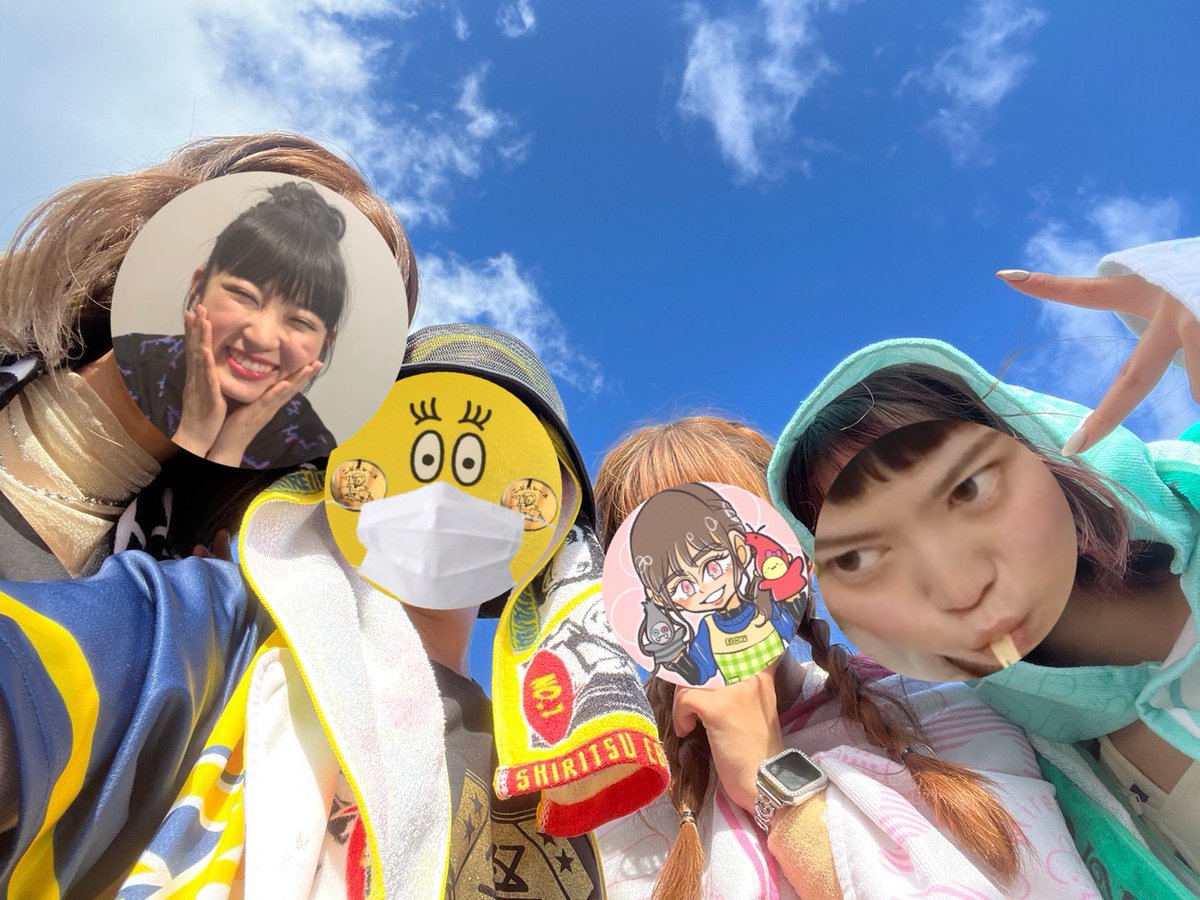_ojiojipen_'s tweet photo. 出発からレンタカー返したよのところまでちゃんと記念に写真あるのおもろい
ほんまに4人で行けて嬉しかった〜〜楽しすぎたから来年も絶対💚🩷🧡💛🩵 https://t.co/sKpDxdRlN3